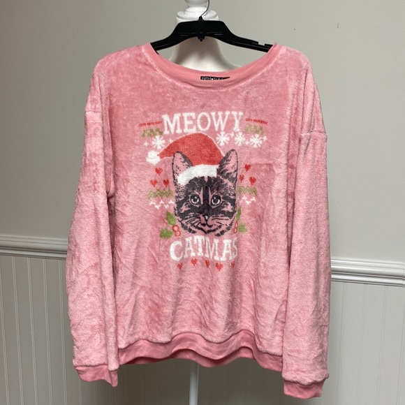 Fifth Sun Tops - Women’s pullover sweatshirt